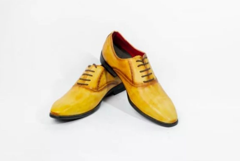 Thiết kế: Kiểu dáng oxford, đế cao