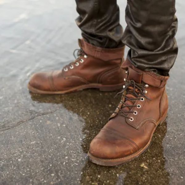 Kiểu giày Work Boots