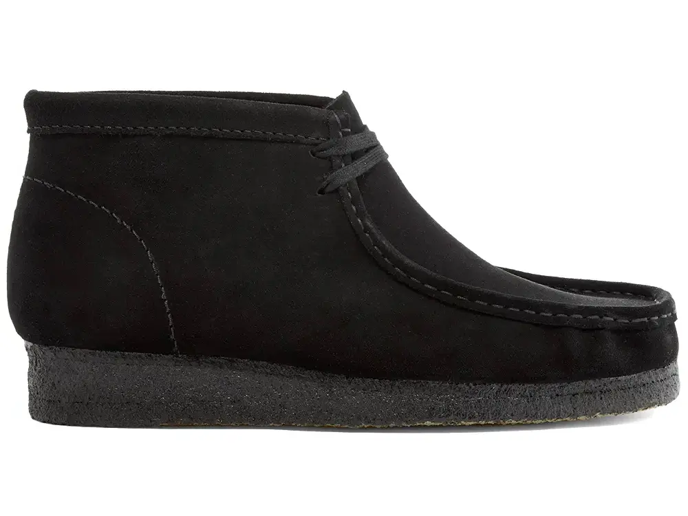 Giày boots nam da lộn màu đen của Clarks Originals Wallabee