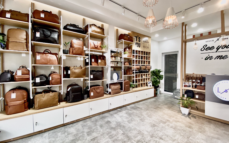 Thương hiệu ví Da Leeandtee