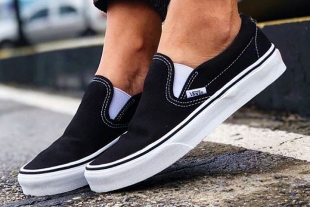 Giày lười vải nam Vans Classics Slip-On