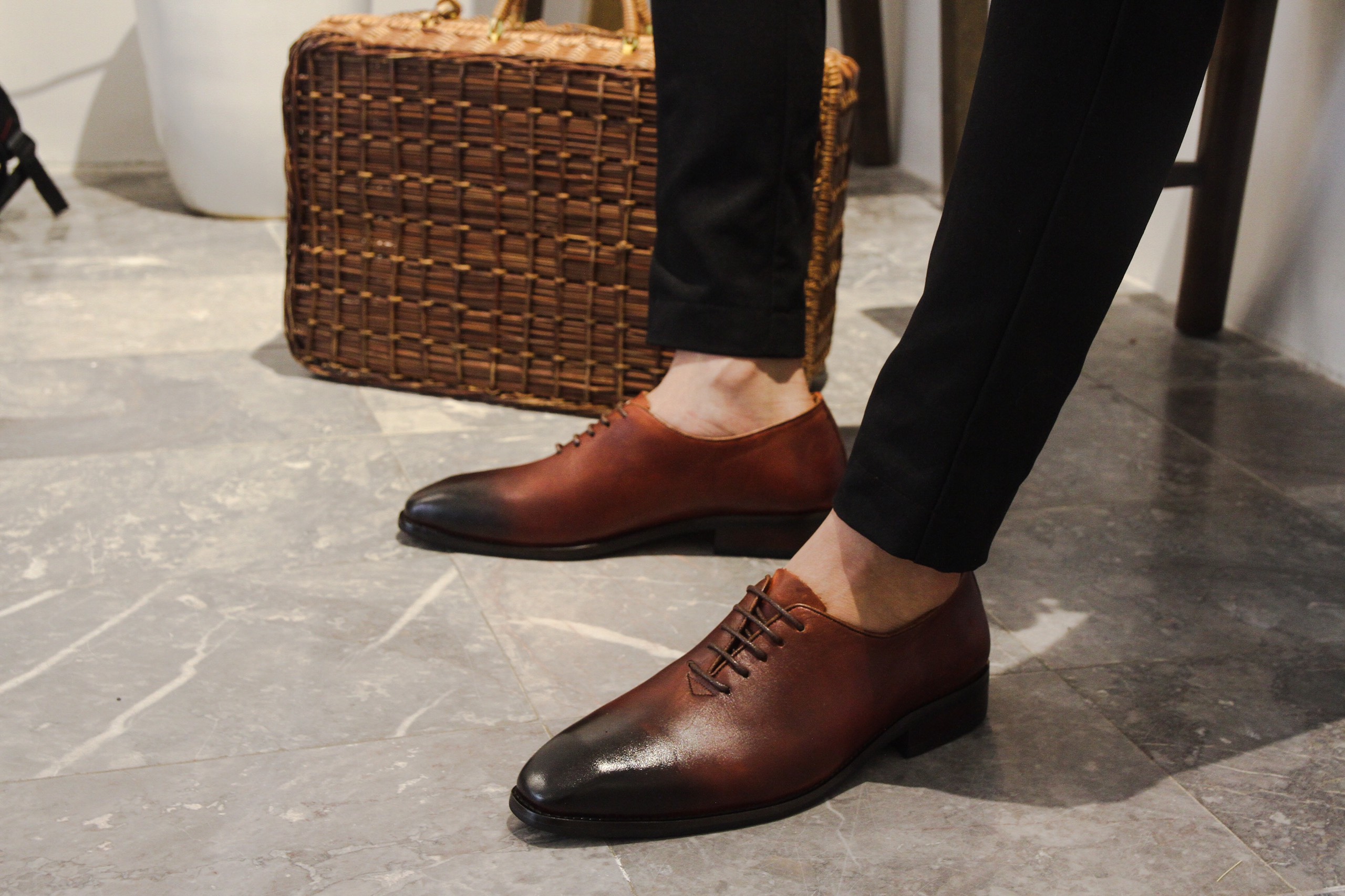 Giày tây đế gỗ