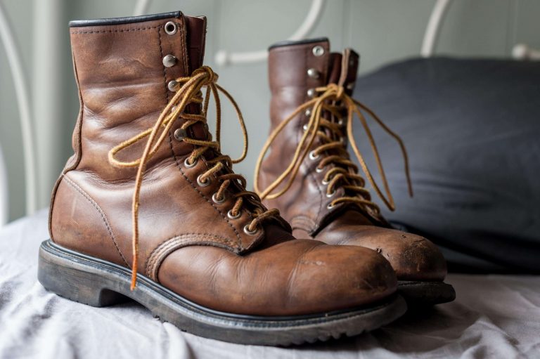 Trình trạng giày boot nam secondhand