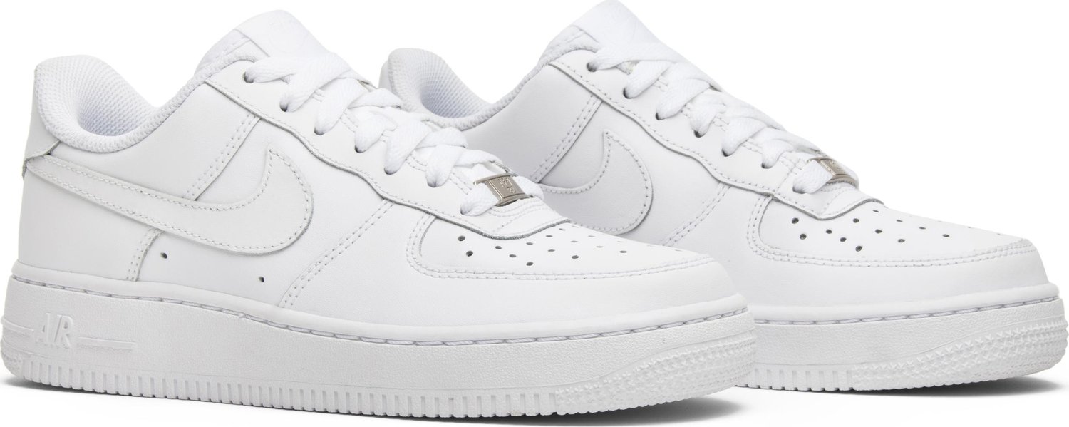 Nike Air Force 1 Low GS ‘White’ là một trong những mẫu giày hot