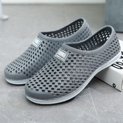 Giày lười đục lỗ nhựa đi mưa cho nam 2