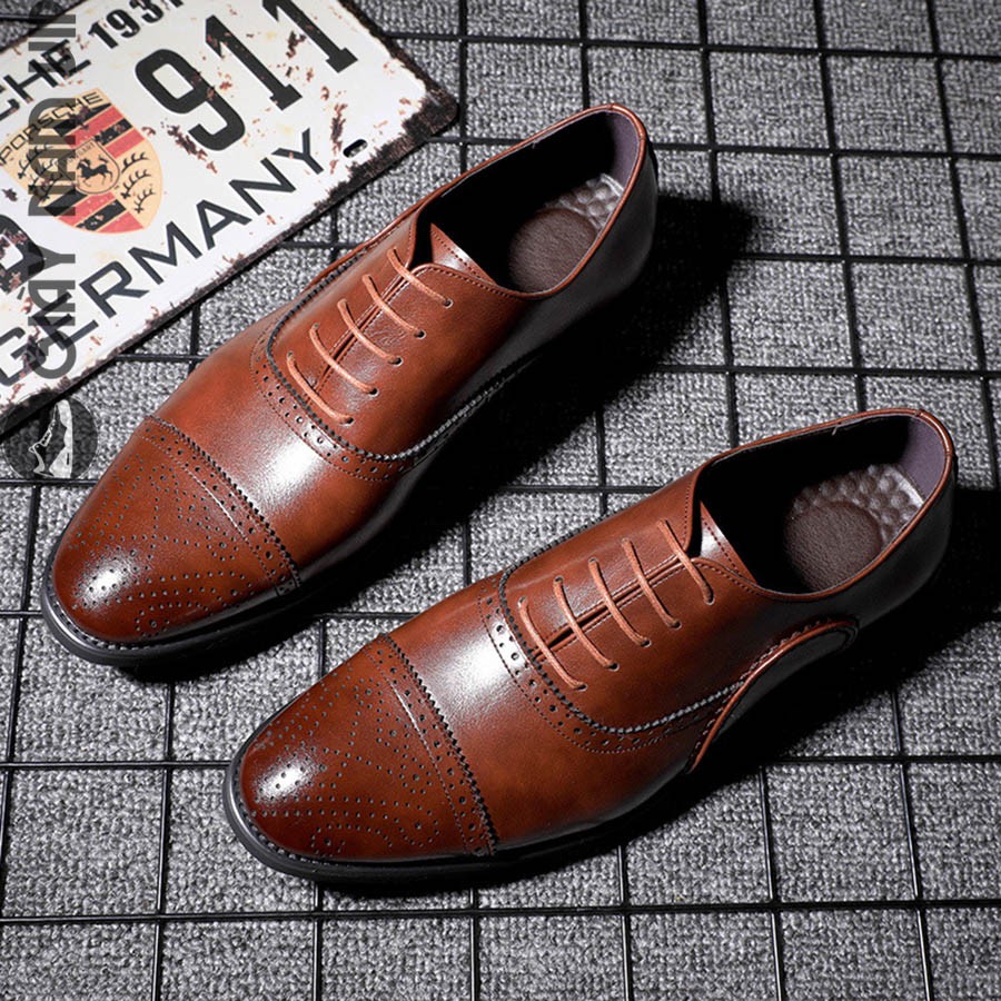 Giày nam Oxford có đa dạng mẫu mã. Và mỗi loại Oxford thích hợp với một style riêng biệt
