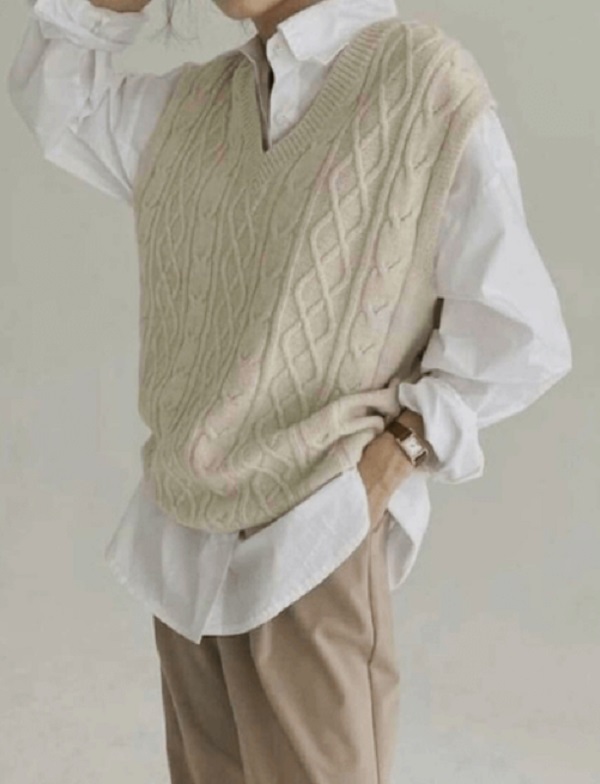 Áo phong cách Light Academia