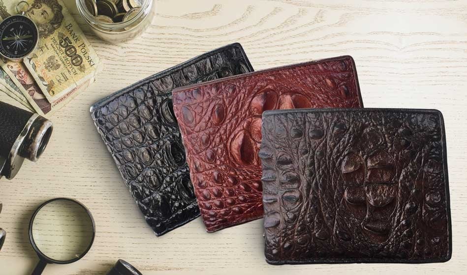Ví làm từ da cá sấu
