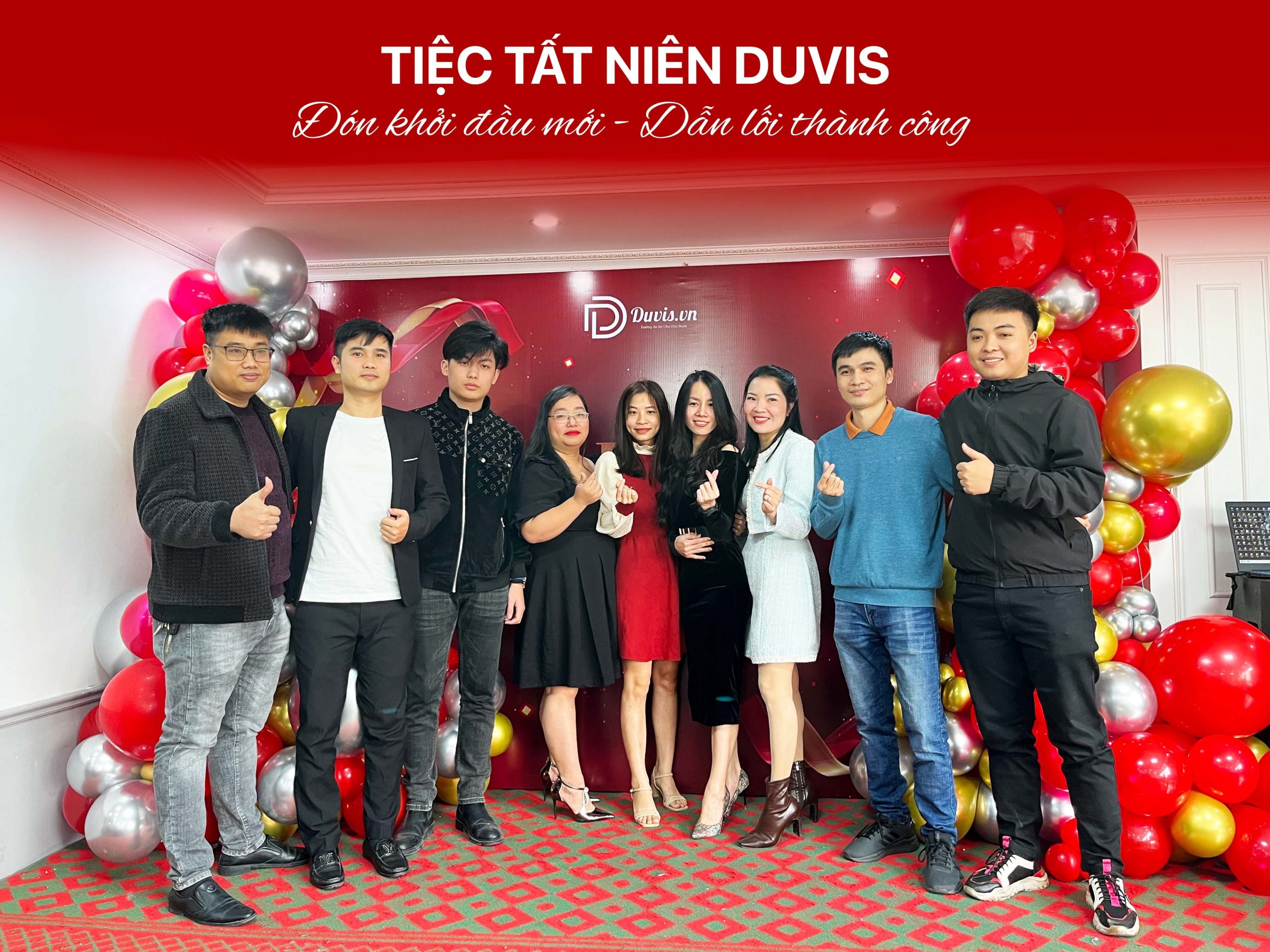 BỮA TIỆC CUỐI NĂM ẤM ÁP, NGẬP TRÀN TIẾNG CƯỜI CỦA GIA ĐÌNH DUVIS